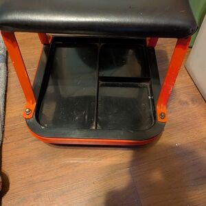 Black and Red Rolling Stool